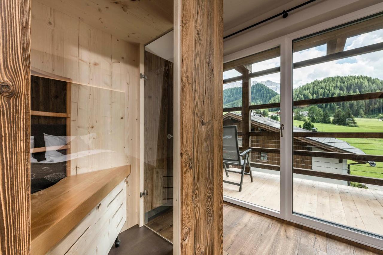 Cadepunt The Dolomites Lodge Selva di Val Gardena Exterior photo